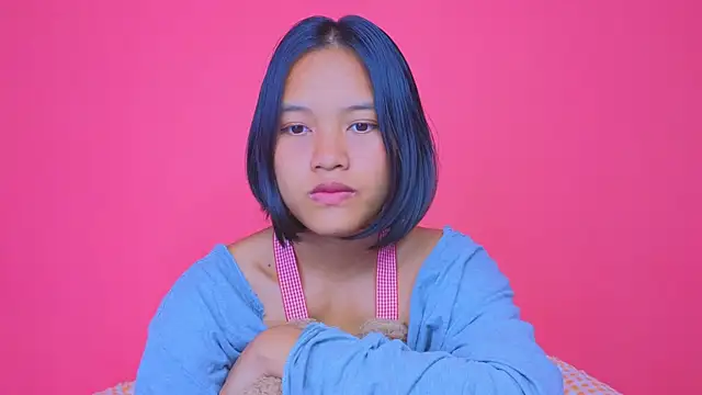 Natsu   online show from 25, 12, 2024