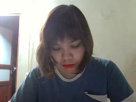 Snapshot of Angela-Eira chatting on 15, 9, 2025 Angela-Eira online show from 15, 9, 2025