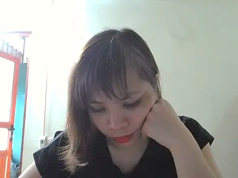 Snapshot of Angela-Eira chatting on 1, 10, 2025 Angela-Eira online show from 1, 10, 2025