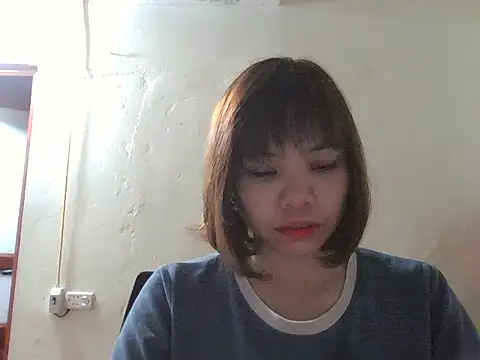 Snapshot of Angela-Eira chatting on 6, 10, 2025 Angela-Eira online show from 6, 10, 2025