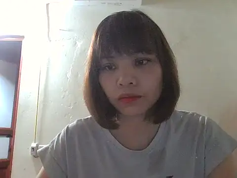 Snapshot of Angela-Eira chatting on 8, 10, 2025 Angela-Eira online show from 8, 10, 2025