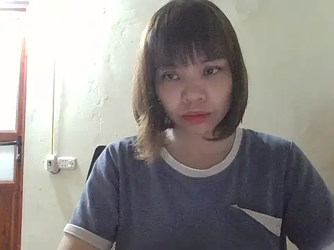 Snapshot of Angela-Eira chatting on 16, 10, 2025 Angela-Eira online show from 16, 10, 2025