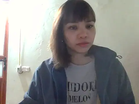 Snapshot of Angela-Eira chatting on 28, 11, 2025 Angela-Eira online show from 28, 11, 2025