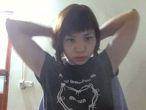 Snapshot of Angela-Eira chatting on 2, 12, 2025 Angela-Eira online show from 2, 12, 2025