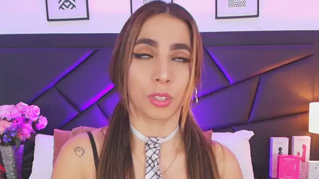 SophieCarther online show from 5, 10, 2025