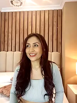 Snapshot of MonicaMoret chatting on 1, 2, 2025 MonicaMoret online show from 1, 2, 2025