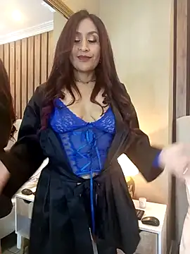 Snapshot of MonicaMoret chatting on 21, 2, 2025 MonicaMoret online show from 21, 2, 2025