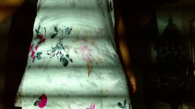 MielSquirt online show from 1, 12, 2025