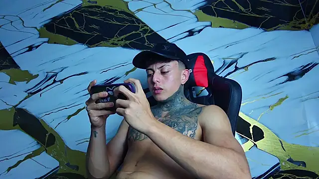 Kevin22 222 online show from 30, 1, 2025