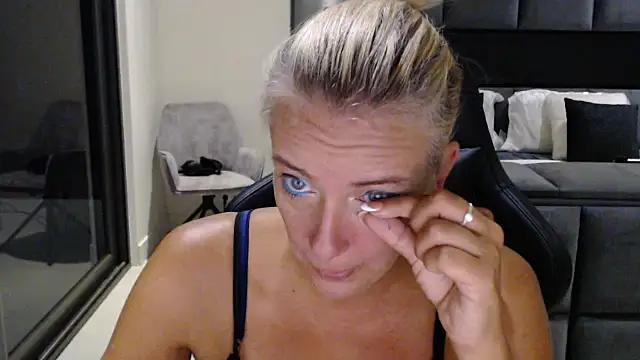 Wendysexyx online show from 15, 1, 2026