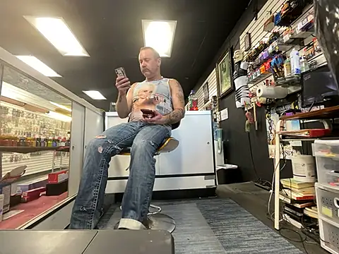 RawRyder8 online show from 7, 12, 2024