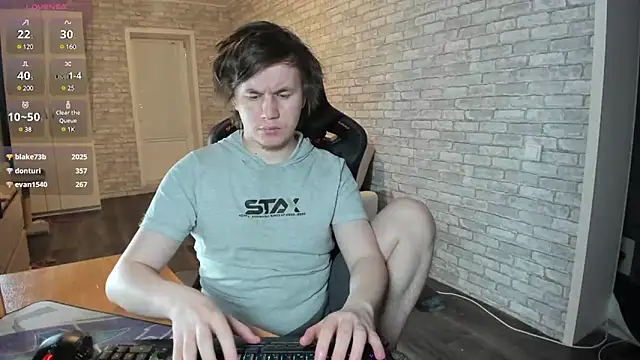 Snapshot of iliaskrislove chatting on 4, 3, 2025 iliaskrislove online show from 4, 3, 2025