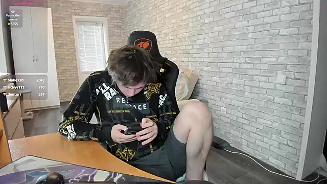 Snapshot of iliaskrislove chatting on 12, 3, 2025 iliaskrislove online show from 12, 3, 2025