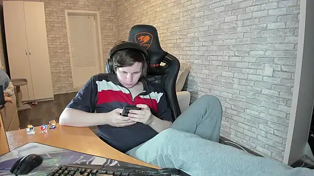 Snapshot of iliaskrislove chatting on 21, 3, 2025 iliaskrislove online show from 21, 3, 2025