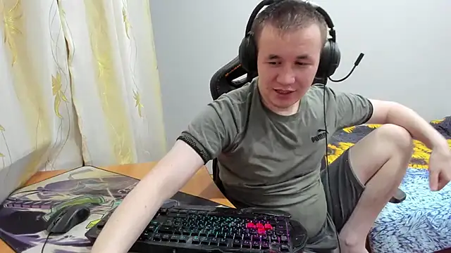 Snapshot of iliaskrislove chatting on 19, 10, 2025 iliaskrislove online show from 19, 10, 2025
