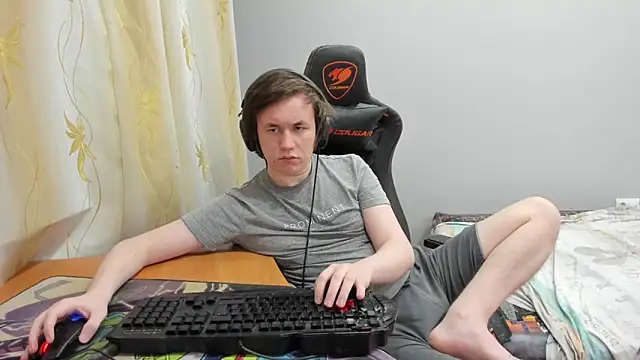 iliaskrislove online show from 13, 4, 2026