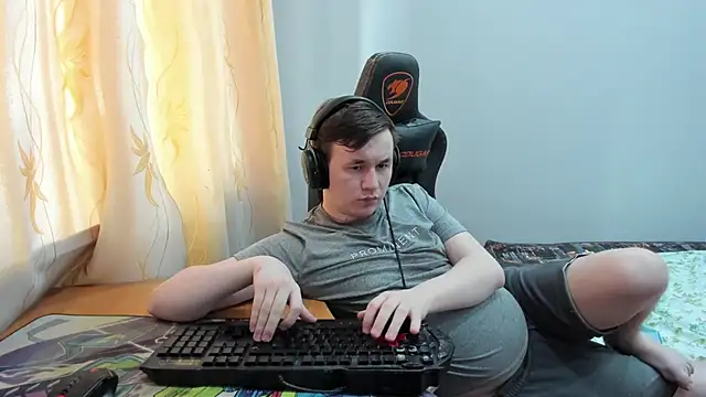 iliaskrislove online show from 1, 6, 2026