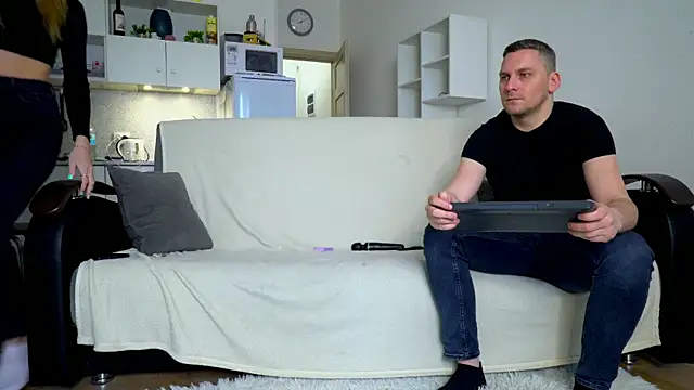 littlesweettifany online show from 18, 3, 2025