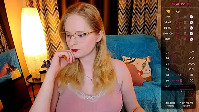 Aemilia  online show from 23, 11, 2025