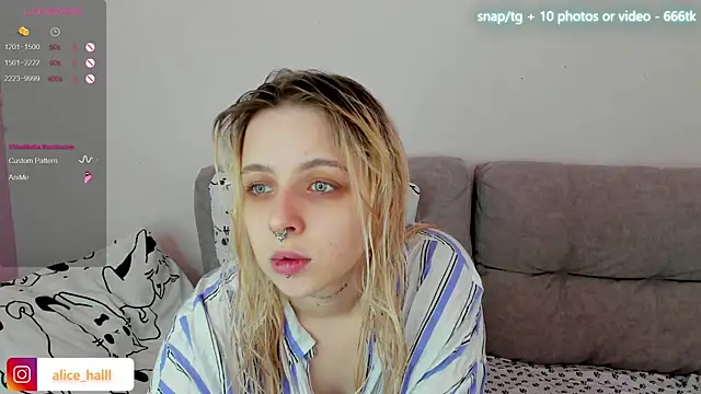 Alice Halle online show from 2, 3, 2025