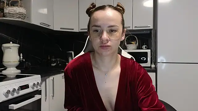 Strip-Lady online show from 10, 2, 2025