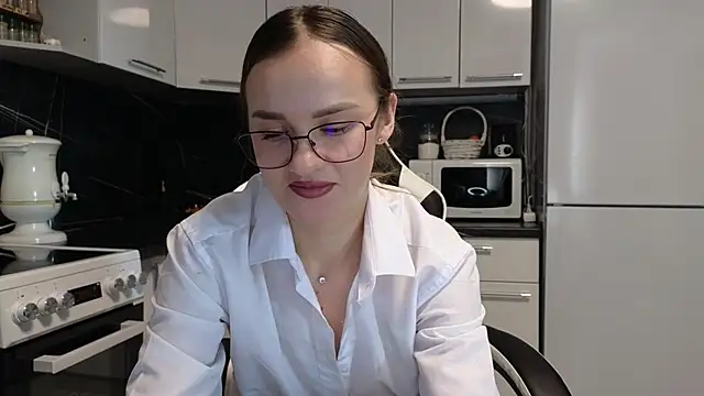 Strip-Lady online show from 17, 2, 2025