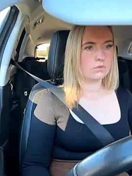 Snapshot of Rebeccaxxx chatting on 21, 11, 2025 Rebeccaxxx online show from 21, 11, 2025