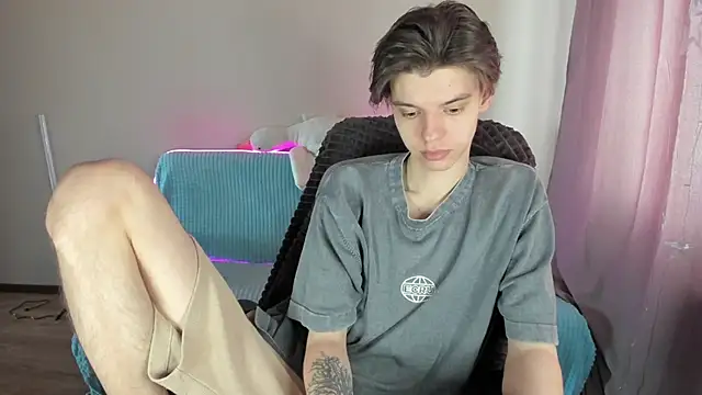 Liam sexy1 online show from 18, 3, 2025