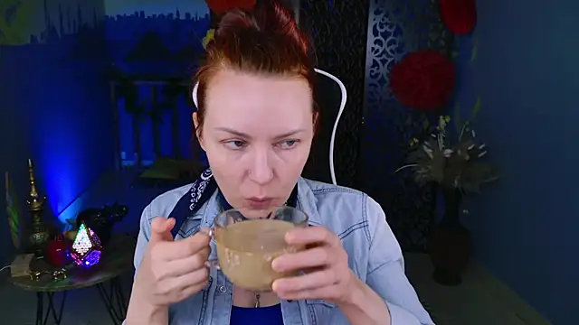 VandaRossi online show from 12, 3, 2025