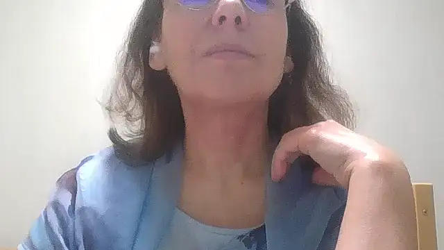 HollyJewel online show from 20, 11, 2025