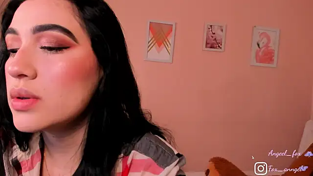 angeel fox online show from 30, 4, 2026