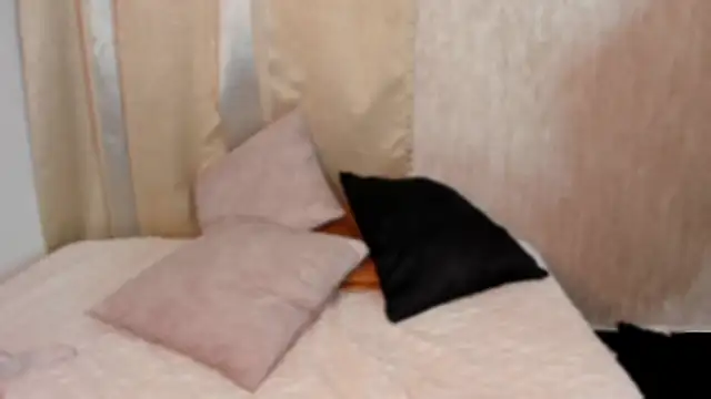 Cleopatra Fit online show from 8, 3, 2025