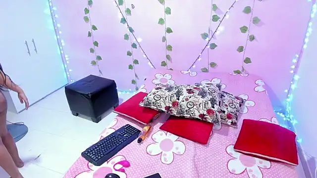 ambersmitx online show from 19, 12, 2024