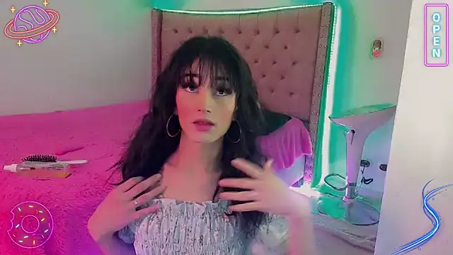 LittleEmmaa online show from 30, 12, 2024