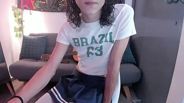 Snapshot of Danni_boy chatting on 15, 12, 2024 Danni boy online show from 15, 12, 2024