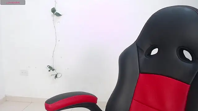 Snapshot of evelin_999_ chatting on 19, 1, 2025 evelin 999  online show from 19, 1, 2025