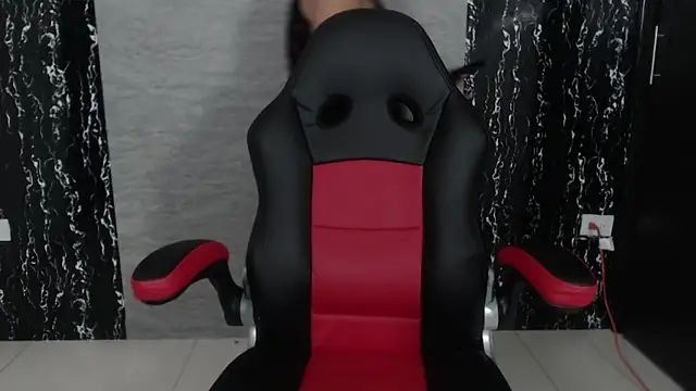 Snapshot of evelin_999_ chatting on 15, 3, 2025 evelin 999  online show from 15, 3, 2025