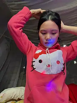 Snapshot of Be-MyMy chatting on 24, 12, 2024 Be-MyMy online show from 24, 12, 2024