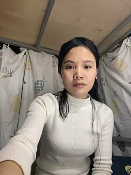 Snapshot of Be-MyMy chatting on 18, 2, 2025 Be-MyMy online show from 18, 2, 2025