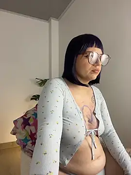 sophia goth online show from 14, 11, 2025