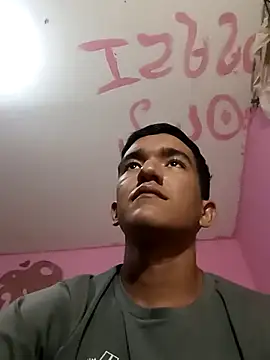 Sweetiefoxxx online show from 7, 3, 2025