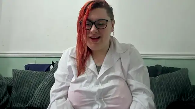 Bustycurves online show from 21, 2, 2025