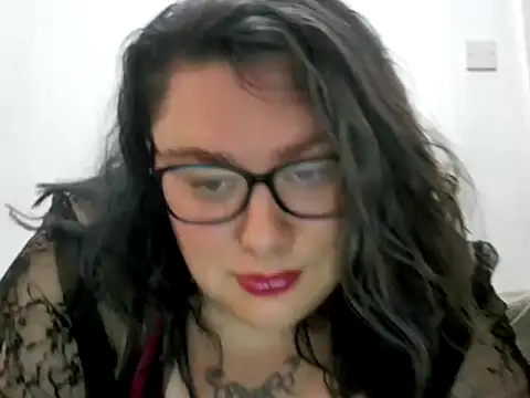 Bustycurves online show from 27, 9, 2025