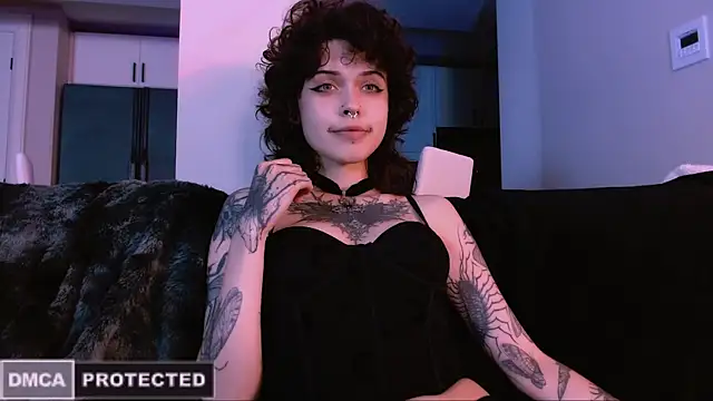 NaughtyLittleFox online show from 15, 10, 2025