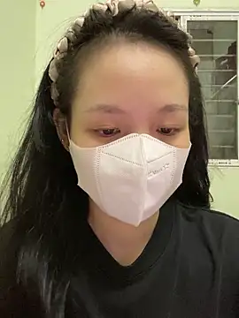 Snapshot of minmin2kk5 chatting on 13, 10, 2025 minmin2kk5 online show from 13, 10, 2025