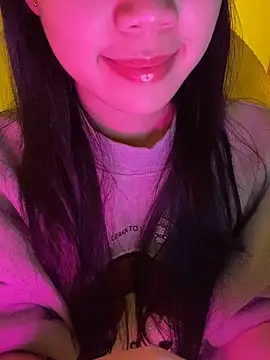 Snapshot of minmin2kk5 chatting on 7, 11, 2025 minmin2kk5 online show from 7, 11, 2025