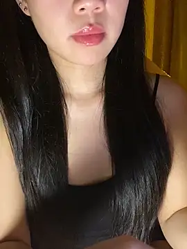 Snapshot of minmin2kk5 chatting on 8, 11, 2025 minmin2kk5 online show from 8, 11, 2025