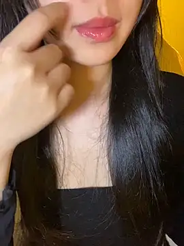 Snapshot of minmin2kk5 chatting on 11, 11, 2025 minmin2kk5 online show from 11, 11, 2025