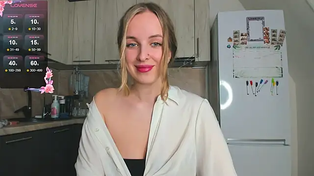 Snapshot of violet_blue_eyes chatting on 26, 1, 2025 violet blue eyes online show from 26, 1, 2025