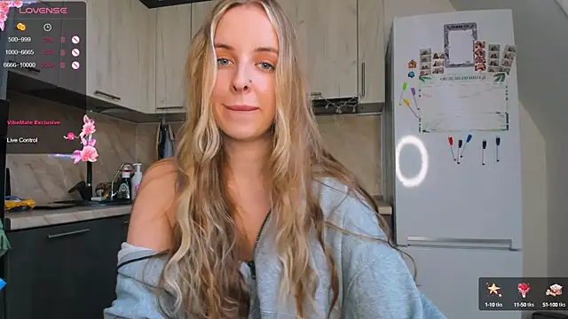 Snapshot of violet_blue_eyes chatting on 5, 2, 2025 violet blue eyes online show from 5, 2, 2025